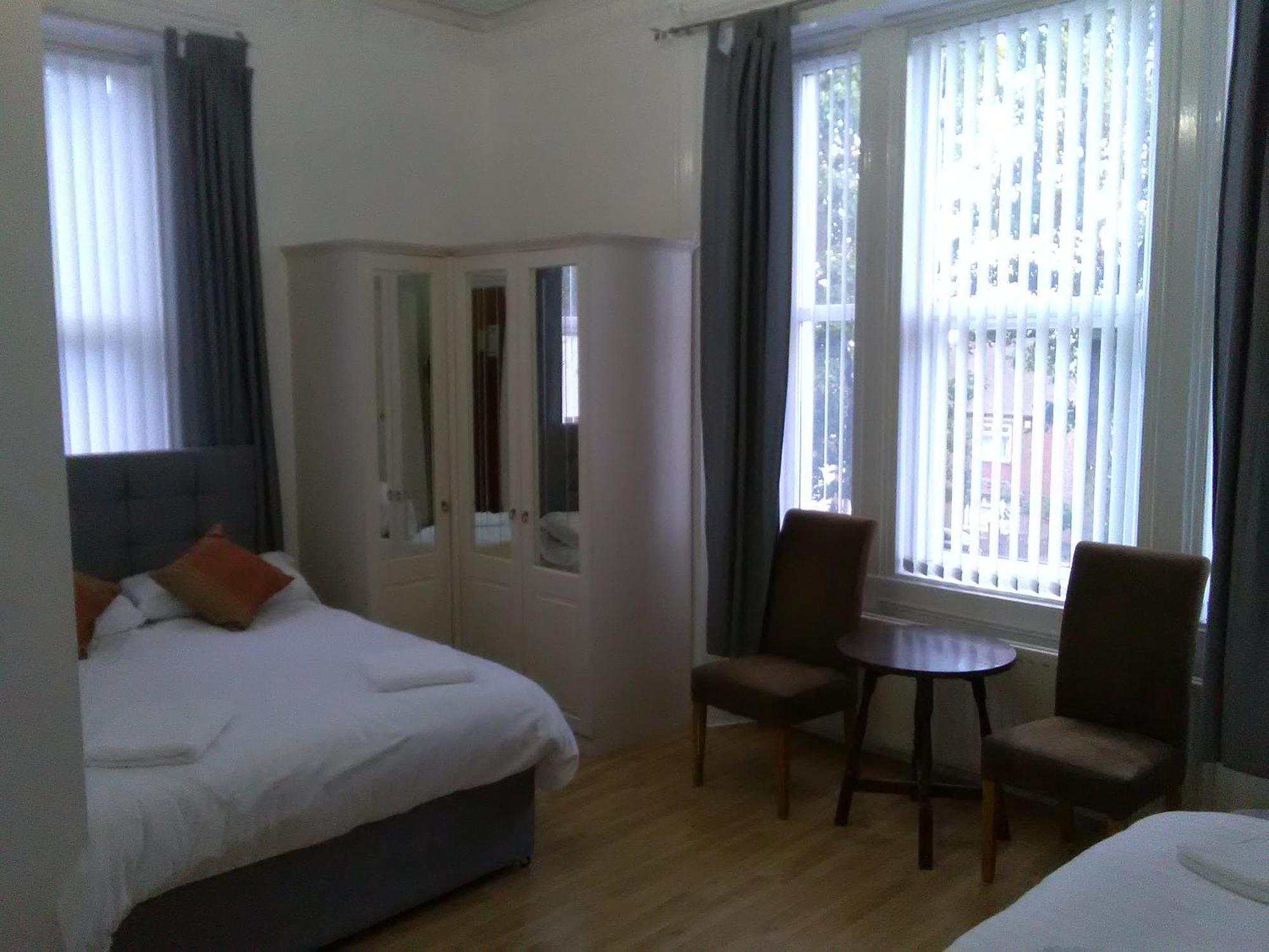 Clifton Hotel Newcastle Bilik gambar