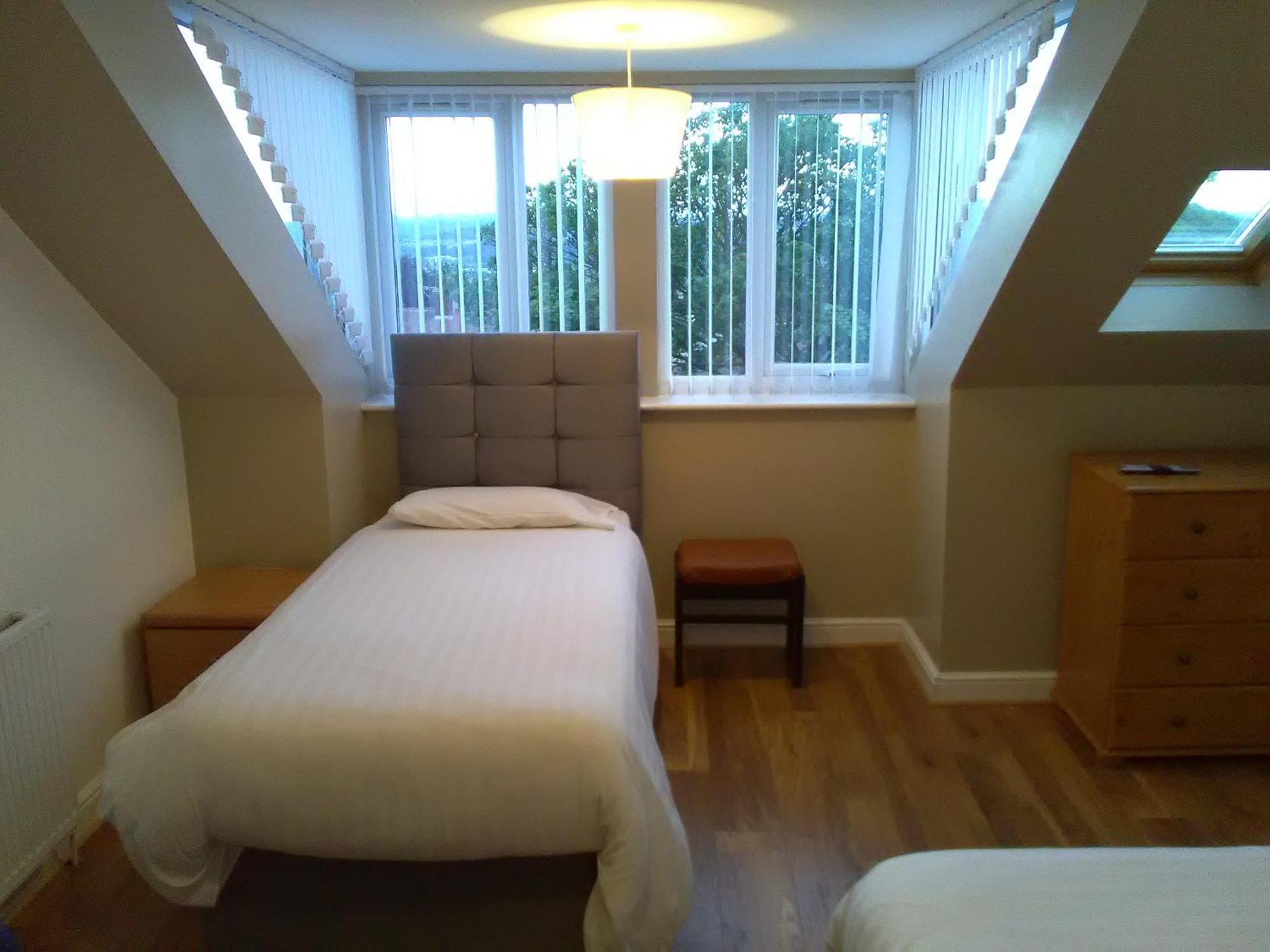 Clifton Hotel Newcastle Bilik gambar