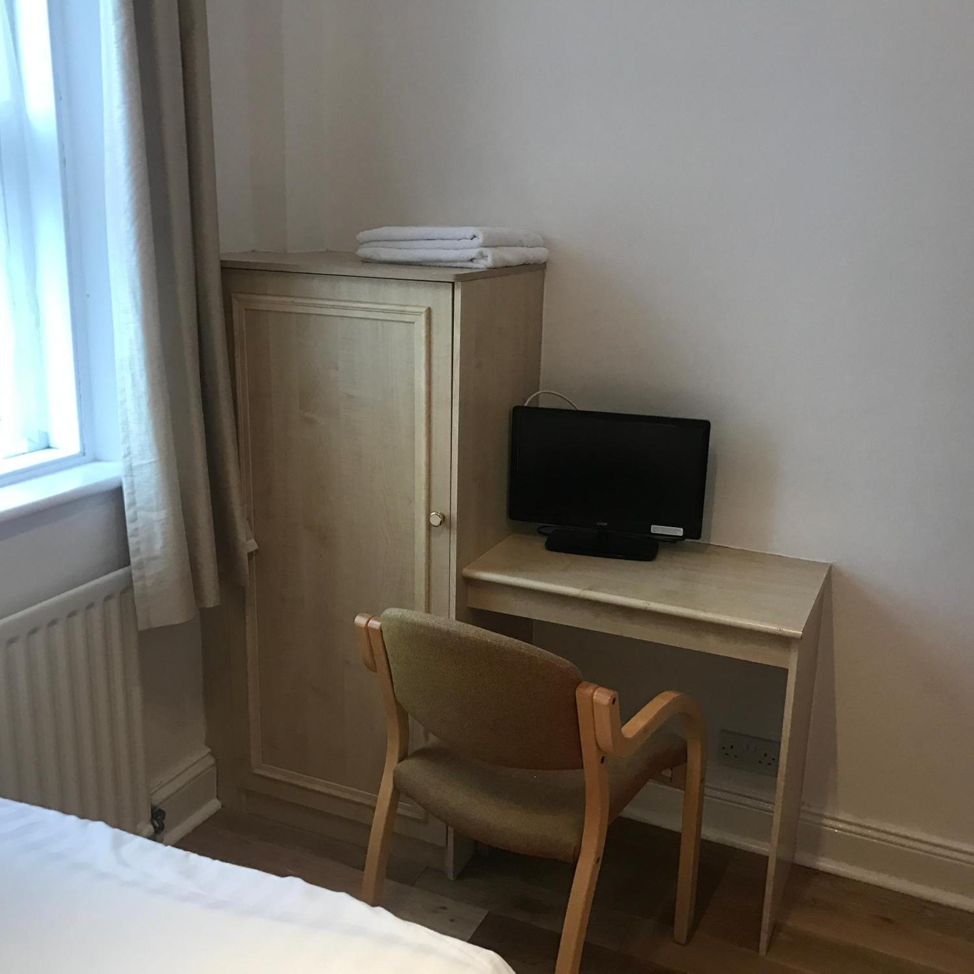 Clifton Hotel Newcastle Bilik gambar