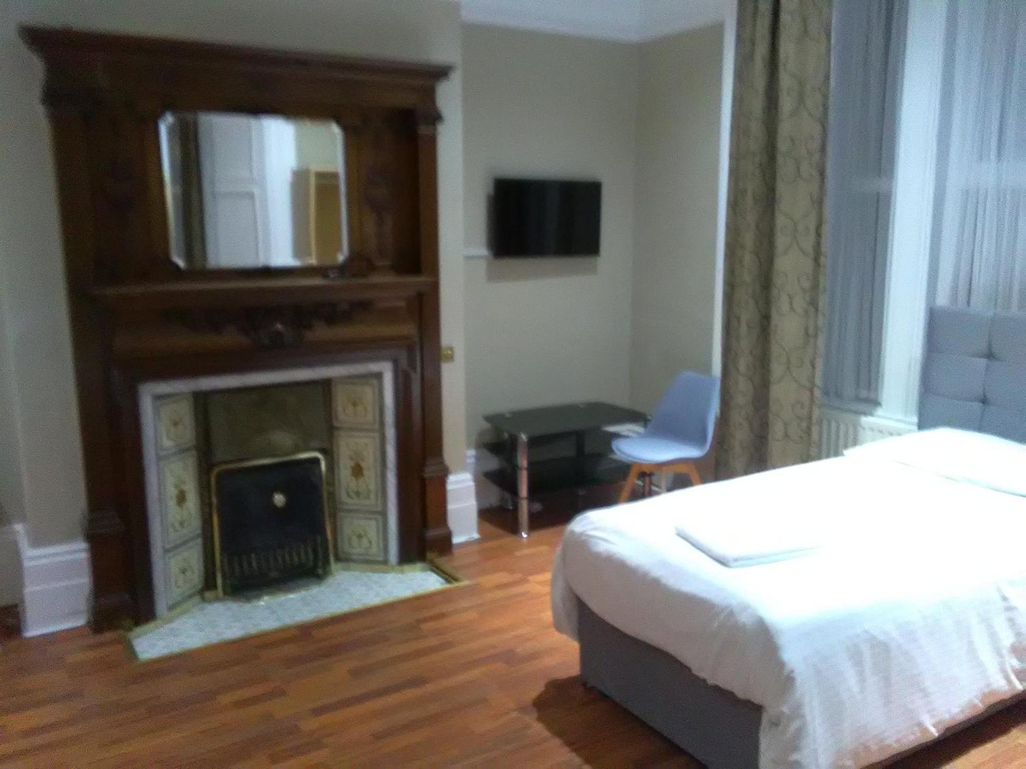 Clifton Hotel Newcastle Bilik gambar