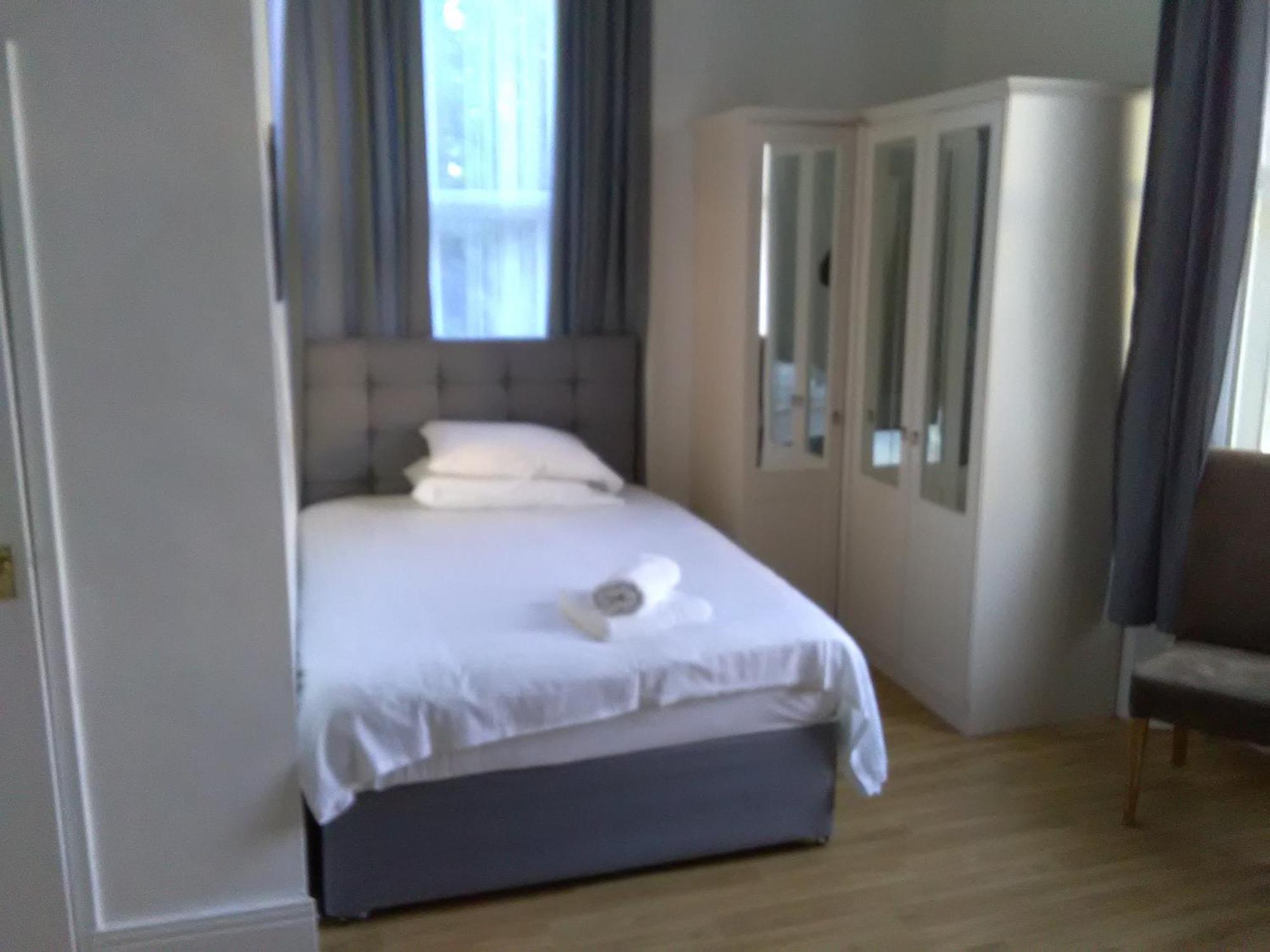 Clifton Hotel Newcastle Bilik gambar