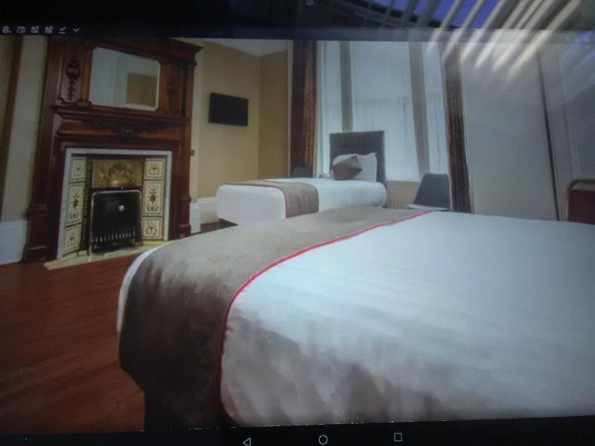 Clifton Hotel Newcastle Bilik gambar